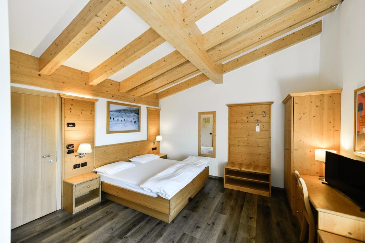 Hotel Caminetto 3*