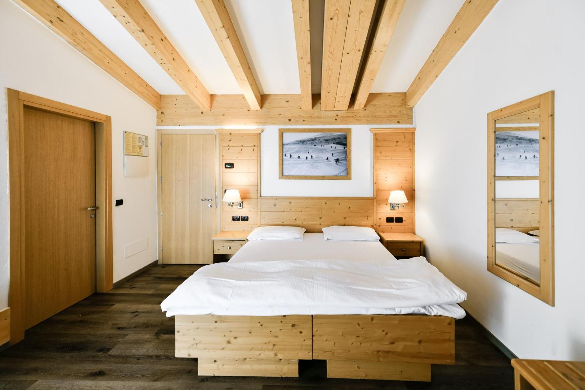 Hotel Caminetto 3*